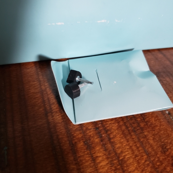 Guess Roxanne shoes size 8M - Picture 7 of 7